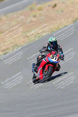 media/Oct-14-2023-TrackXperience (Sat) [[0517685739]]/Level 3/session 4 turn 6/